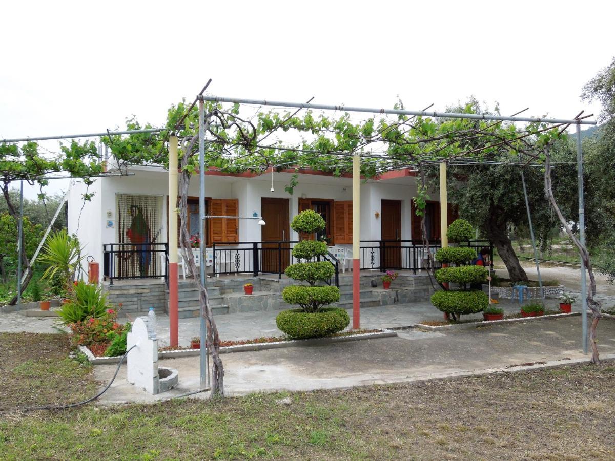 Studio Zoi Vila Alikí Exterior foto